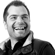 Logo/Portrait: Freier Fotograf Marcus Vetter Logo/Portrait: Freier Fotograf Marcus Vetter