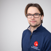 Logo/Portrait: Fotograf Oliver Maier Logo/Portrait: Fotograf Oliver Maier