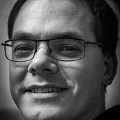 Logo/Portrait: Fotograf Alexander Behrens Logo/Portrait: Fotograf Alexander Behrens