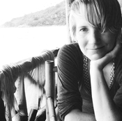 Logo/Portrait: Fotograf Nina Struve Logo/Portrait: Fotograf Nina Struve