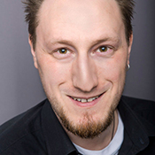 Logo/Portrait: Fotograf Sebastian Lehmann Logo/Portrait: Fotograf Sebastian Lehmann