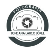 Logo/Portrait: Fotografin Jordana Larco Jökel