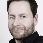 Logo/Portrait: Freier Fotograf Bernd Eberle Logo/Portrait: Freier Fotograf Bernd Eberle