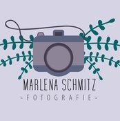 Logo/Portrait: Fotograf Marlena Schmitz Logo/Portrait: Fotograf Marlena Schmitz