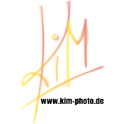 Logo/Portrait: Freie Fotografin Kim Metzger