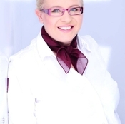 Logo/Portrait: Fotograf Marlene Rybka Logo/Portrait: Fotograf Marlene Rybka