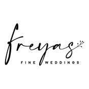 Logo/Portrait: Fotograf Freya Meschede