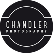 Logo/Portrait: Freie Fotografin Chandler Photography