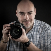 Logo/Portrait: Fotostudio BLICKWINKEL Fotografie Logo/Portrait: Fotostudio BLICKWINKEL Fotografie