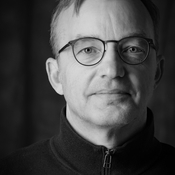 Logo/Portrait: Fotograf Claudius Pflug Logo/Portrait: Fotograf Claudius Pflug