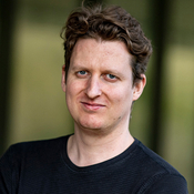 Logo/Portrait: Fotograf Arne Bänsch Logo/Portrait: Fotograf Arne Bänsch