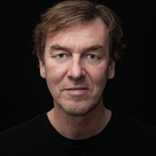 Logo/Portrait: Freier Fotograf Oliver Blum Logo/Portrait: Freier Fotograf Oliver Blum