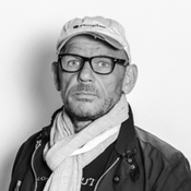 Logo/Portrait: Fotograf Michael Jäger Logo/Portrait: Fotograf Michael Jäger