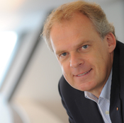 Logo/Portrait: Fotograf Hans Rodewald Logo/Portrait: Fotograf Hans Rodewald