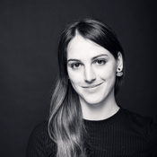 Logo/Portrait: Freie Fotografin Chiara Bellamoli Logo/Portrait: Freie Fotografin Chiara Bellamoli