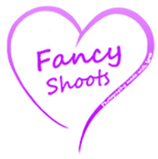 Logo/Portrait: Fotograf Fancy Shoots