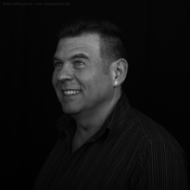 Logo/Portrait: Fotograf Alexander Petzold Logo/Portrait: Fotograf Alexander Petzold