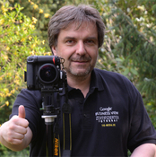 Logo/Portrait: Fotograf Thomas Pfohl Logo/Portrait: Fotograf Thomas Pfohl