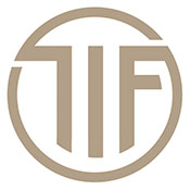 Logo/Portrait: Fotograf Thomas L. Fischer