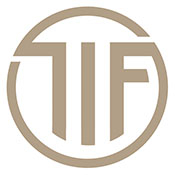 Logo/Portrait: Fotograf Thomas L. Fischer