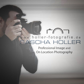 Logo/Portrait: Fotograf Sascha Holler Logo/Portrait: Fotograf Sascha Holler