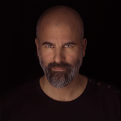 Logo/Portrait: photographer Stefan Arand Logo/Portrait: photographer Stefan Arand
