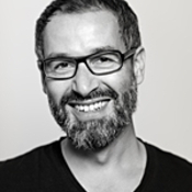 Logo/Portrait: Fotograf Mario Ziegler Logo/Portrait: Fotograf Mario Ziegler