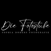 Logo/Portrait: Fotografin Die Fotostube Logo/Portrait: Fotografin Die Fotostube
