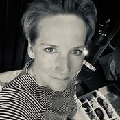 Logo/Portrait: Fotograf Nina Struve Logo/Portrait: Fotograf Nina Struve
