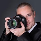Logo/Portrait: Fotograf Christian Colista Logo/Portrait: Fotograf Christian Colista