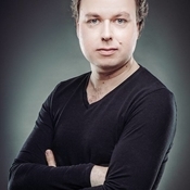 Logo/Portrait: Fotograf Robert Jentzsch Logo/Portrait: Fotograf Robert Jentzsch