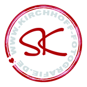 Logo/Portrait: Fotografin SK FOTOGRAFIE Logo/Portrait: Fotografin SK FOTOGRAFIE