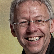 Logo/Portrait: Fotograf Kees van Surksum Logo/Portrait: Fotograf Kees van Surksum