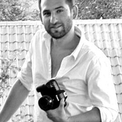 Logo/Portrait: Fotograf Daniel Travolto Logo/Portrait: Fotograf Daniel Travolto