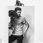 Logo/Portrait: Freier Fotograf DIMITRI REIMER Logo/Portrait: Freier Fotograf DIMITRI REIMER