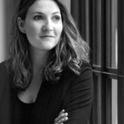 Logo/Portrait: Fotograf Anna-Maria Saller Logo/Portrait: Fotograf Anna-Maria Saller