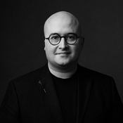 Logo/Portrait: Fotograf Simon-Paul Schempershofe Logo/Portrait: Fotograf Simon-Paul Schempershofe