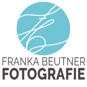 Logo/Portrait: Fotograf Franka Beutner Fotografie Logo/Portrait: Fotograf Franka Beutner Fotografie
