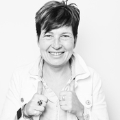 Logo/Portrait: Fotograf Jaytee Van Stean Logo/Portrait: Fotograf Jaytee Van Stean