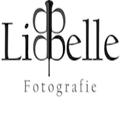 Logo/Portrait: Fotografin Zuzanna Berster