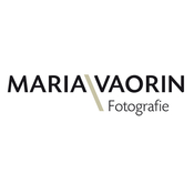 Logo/Portrait: Fotografin Fotografie Maria Vaorin Logo/Portrait: Fotografin Fotografie Maria Vaorin