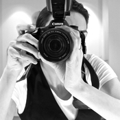 Logo/Portrait: Fotograf Birte Meyer Logo/Portrait: Fotograf Birte Meyer