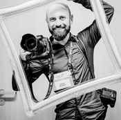 Logo/Portrait: Fotograf Andreas Gebert Logo/Portrait: Fotograf Andreas Gebert