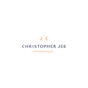 Logo/Portrait: Fotograf Christopher Jeß