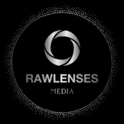 Logo/Portrait: Fotograf rawlenses media Logo/Portrait: Fotograf rawlenses media