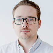 Logo/Portrait: Fotograf Jannis Wiebusch Logo/Portrait: Fotograf Jannis Wiebusch