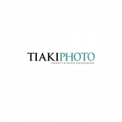 Logo/Portrait: Fotograf Tiaki-Photo