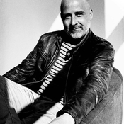 Logo/Portrait: Fotograf Ronan Budec