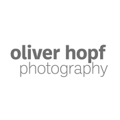 Logo/Portrait: Fotograf oliver hopf photography Logo/Portrait: Fotograf oliver hopf photography