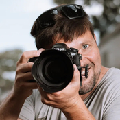 Logo/Portrait: Fotograf André Ziegler Logo/Portrait: Fotograf André Ziegler